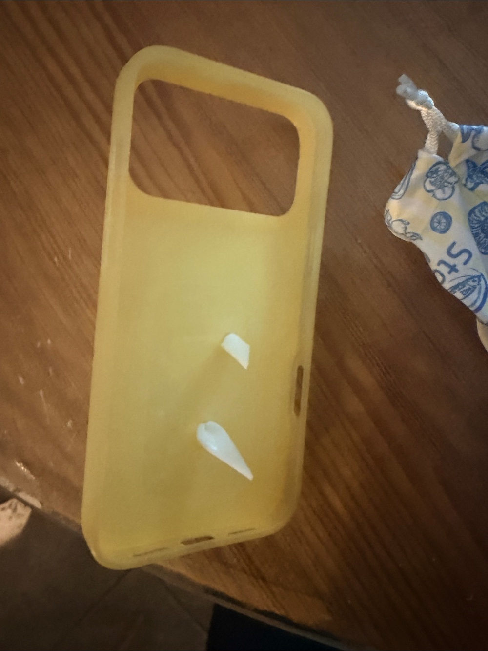 Loopy case - Picture 2 of 3